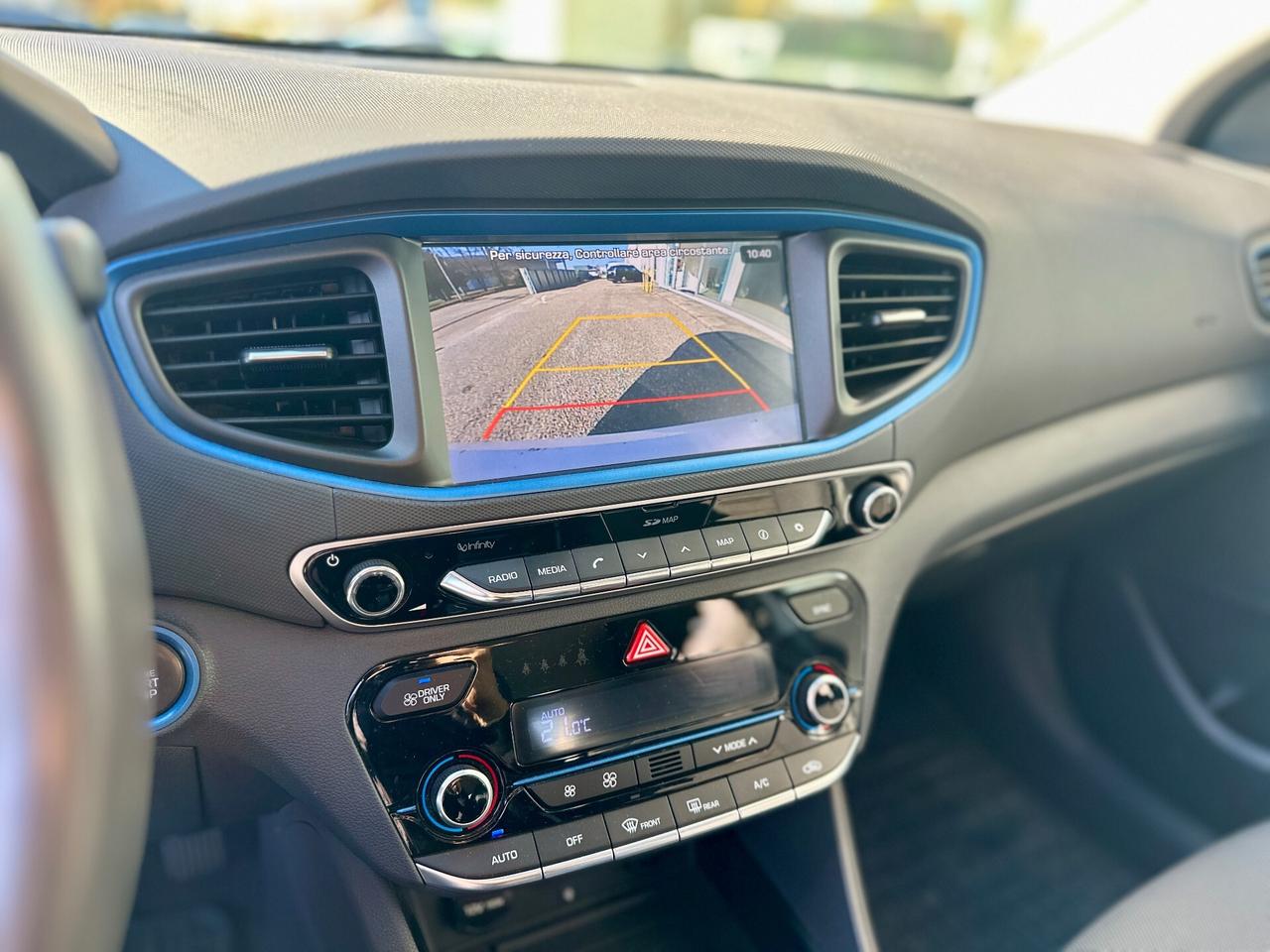 Hyundai Ioniq 1.6 Hybrid DCT Style