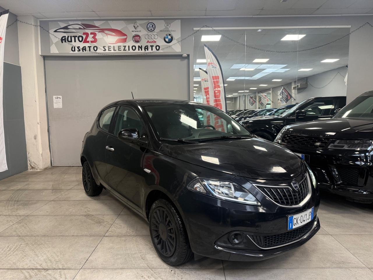Lancia Ypsilon 1.0 FireFly Hybrid UnYca 69CV Ok Neopatentati