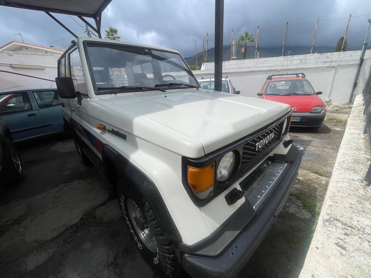 Toyota Land Cruiser II 2.4 turbodiesel SW LJ70 LX