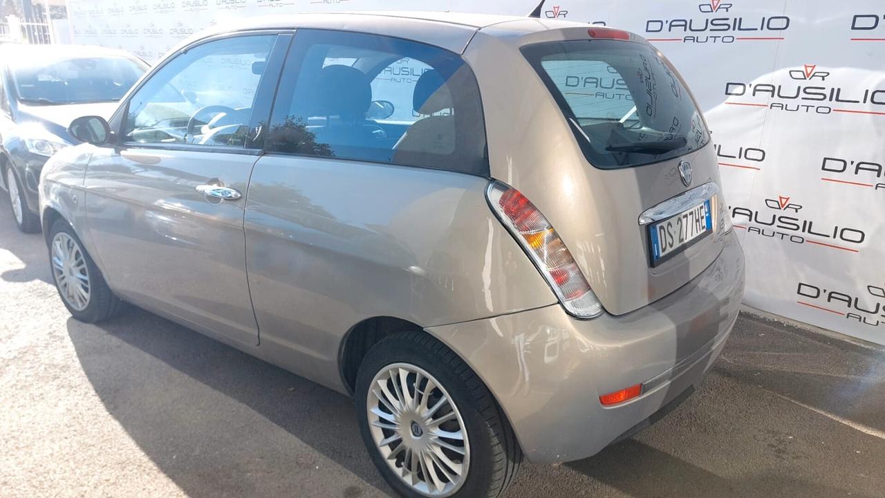 Lancia Ypsilon 1.2 GPL
