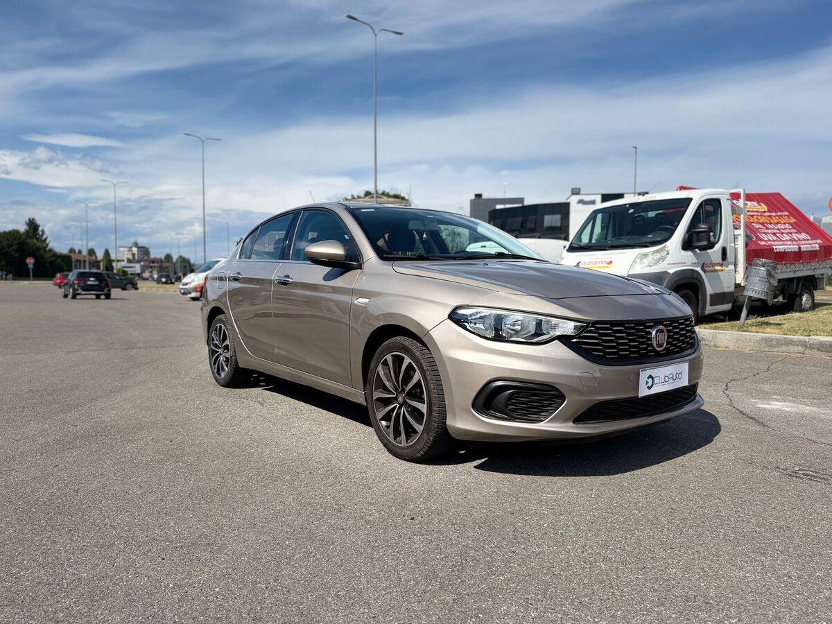 Fiat Tipo 1.4 Lounge 95cv