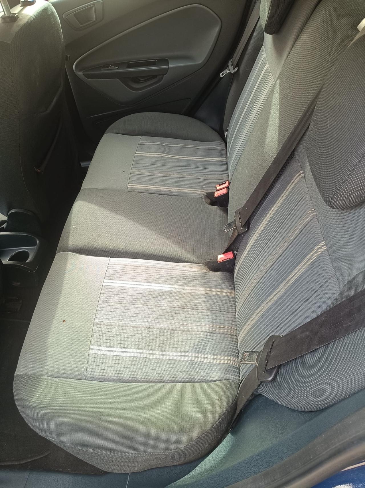Ford Fiesta 1.4 5 porte Bz.- GPL Titanium