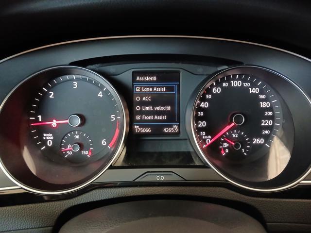 VOLKSWAGEN Passat Variant 2.0 TDI DSG Business + KM SOLO AUTOSTRADA!!!