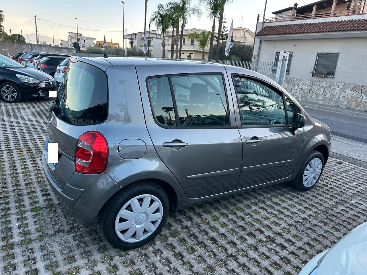 Renault Modus 1.2 16V Live-03/2011