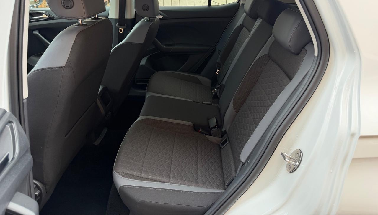 Volkswagen T-Cross 1.0 TSI 110 CV Ok Neopatentati