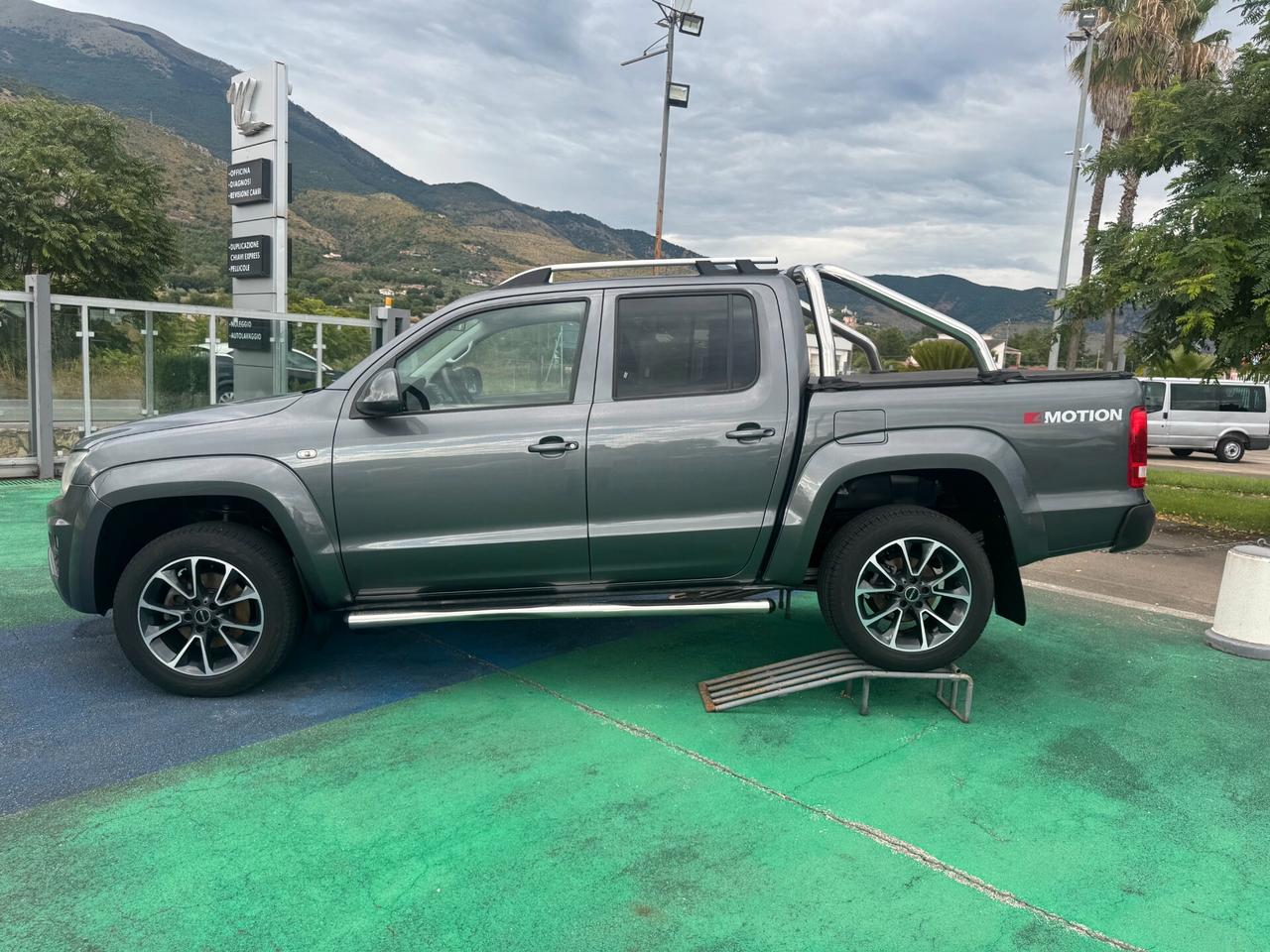 Volkswagen Amarok 3.0 V6 TDI 4MOTION BMT permanente aut. DC Highline