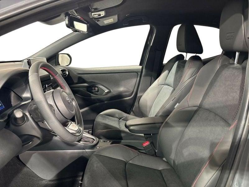 Toyota Yaris Hybrid 130 GR SPORT