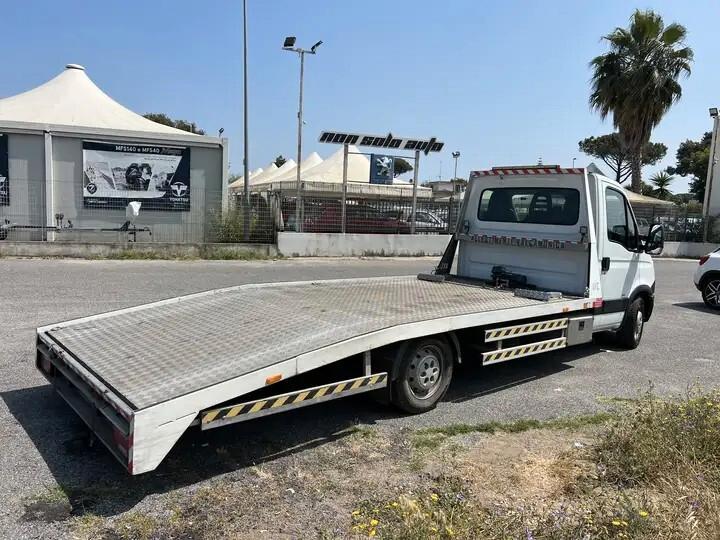Iveco Daily 2.3 M.JET CARROATTREZZI