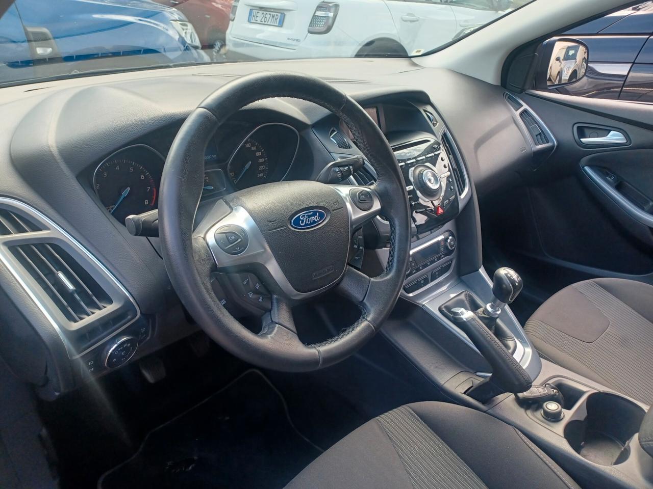 Ford Focus 1.0 TITANIUM S.W. ANNO 2013