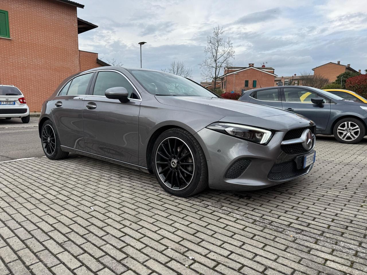 Mercedes-benz A 180 A 180 d Automatic Sport