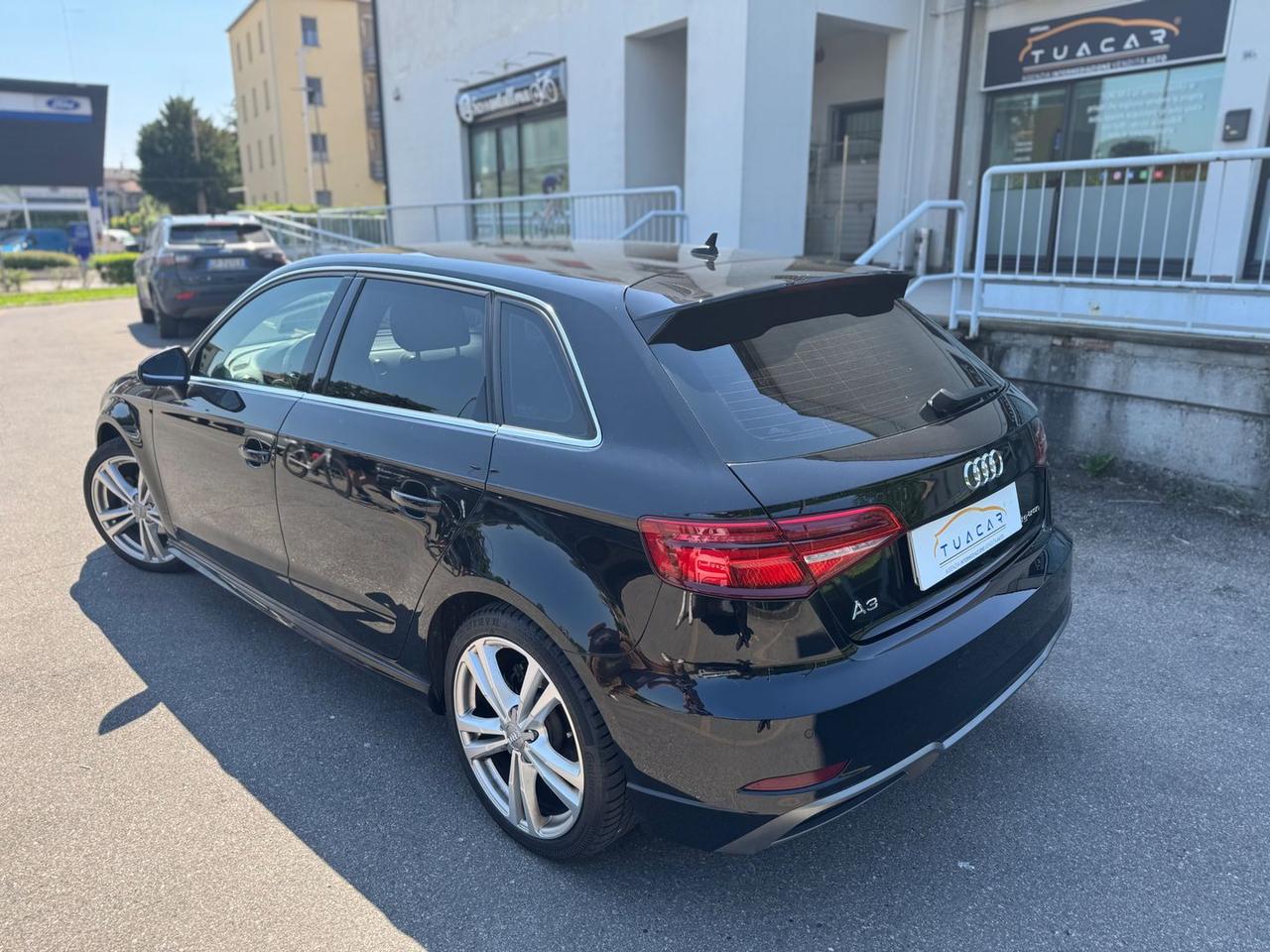 Audi A3 Business 1.5 30 g-tron