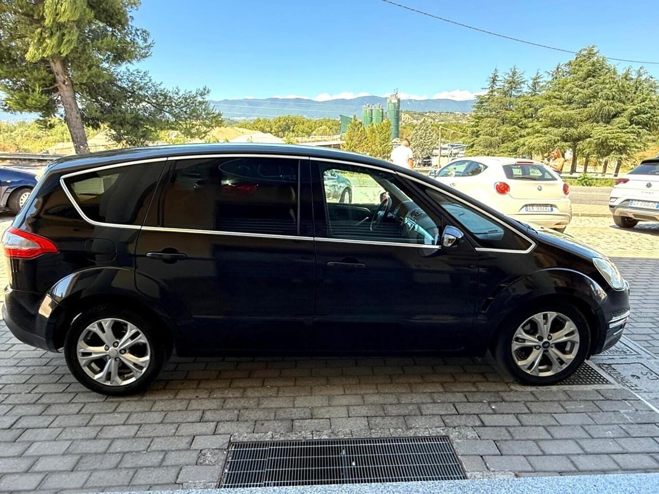 Ford S-Max 2.0 TDCi 115CV Titanium Restayling 2011