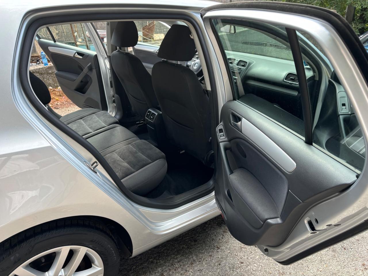 Volkswagen Golf 1.6 TDI DPF 5p. Highline