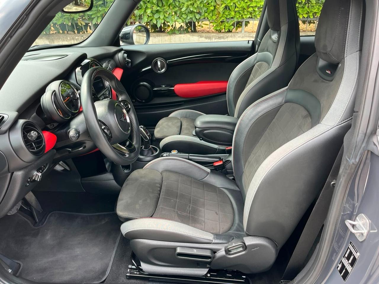 Mini 2.0 Cooper S 192CV Da VETRINA