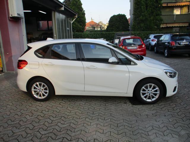 BMW 218 i Active Tourer Advantage *AUTOMATICA