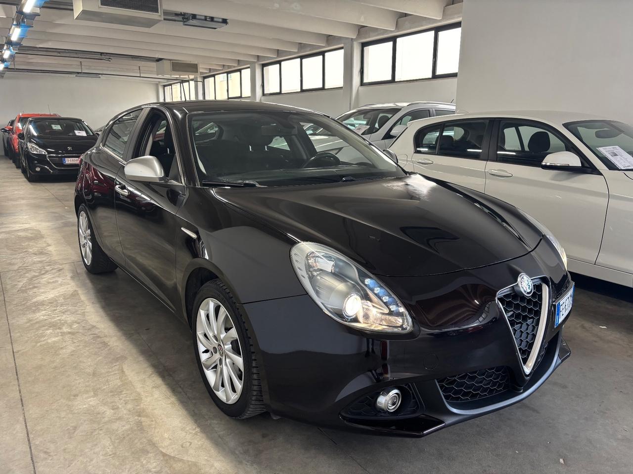 Alfa Romeo Giulietta 1.6 JTDm AUT. |OK NEOPATENTATI |
