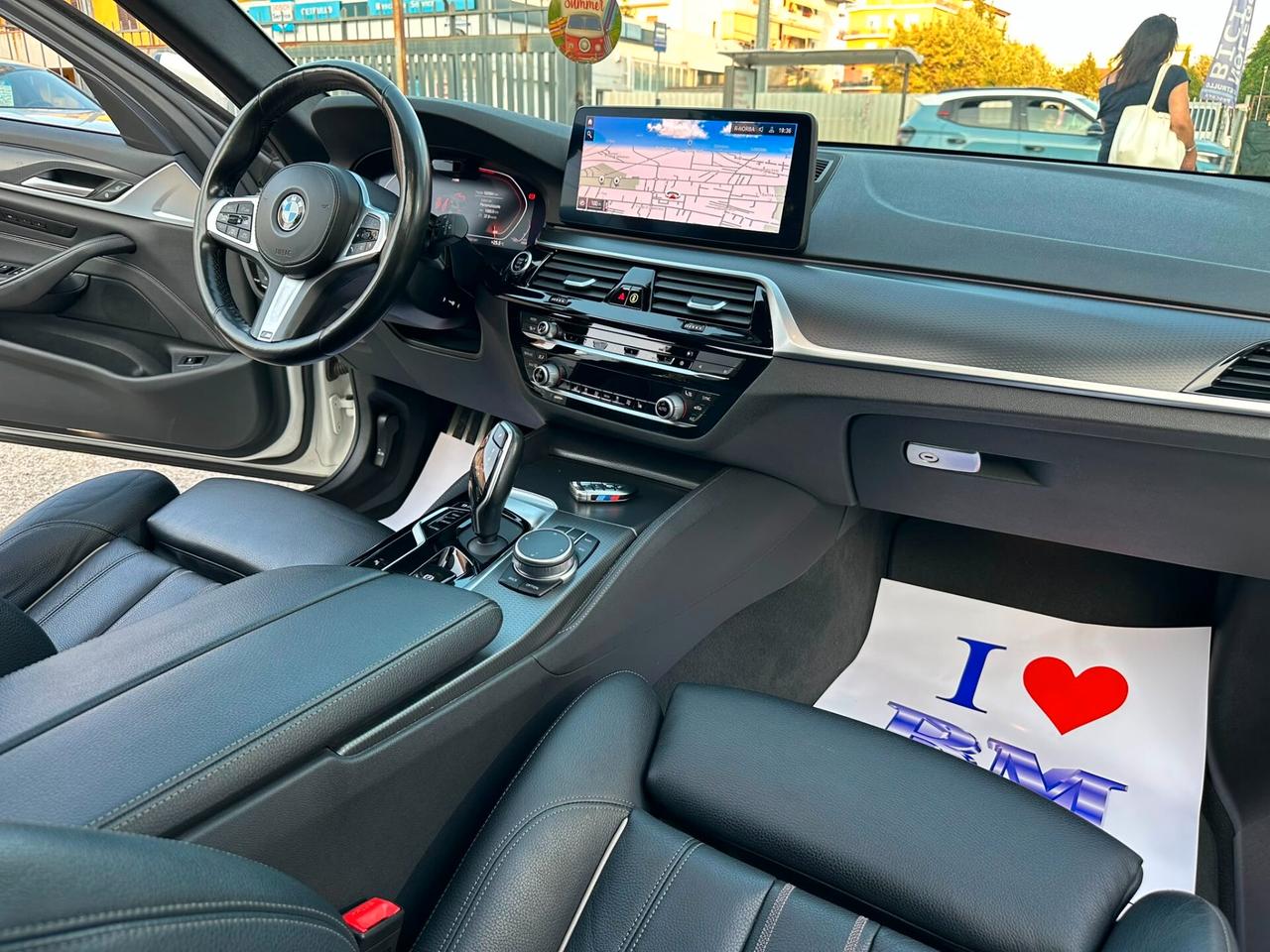 BMW 520D TOURING MSPORT XDRIVE