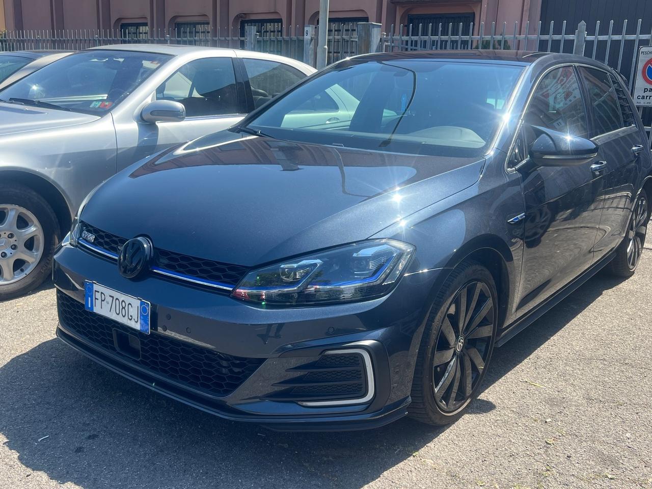 Volkswagen Golf gte dsg 204 cv tetto apribile
