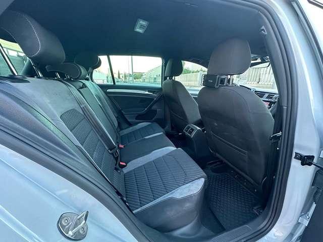 Volkswagen Golf 1.6 TDI DSG 5p. R-line