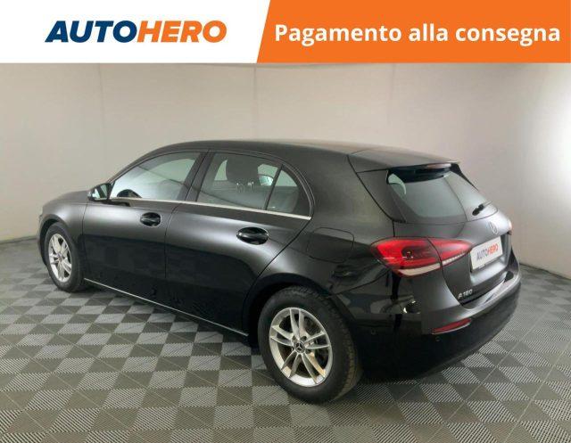 MERCEDES-BENZ A 180 Automatic Business