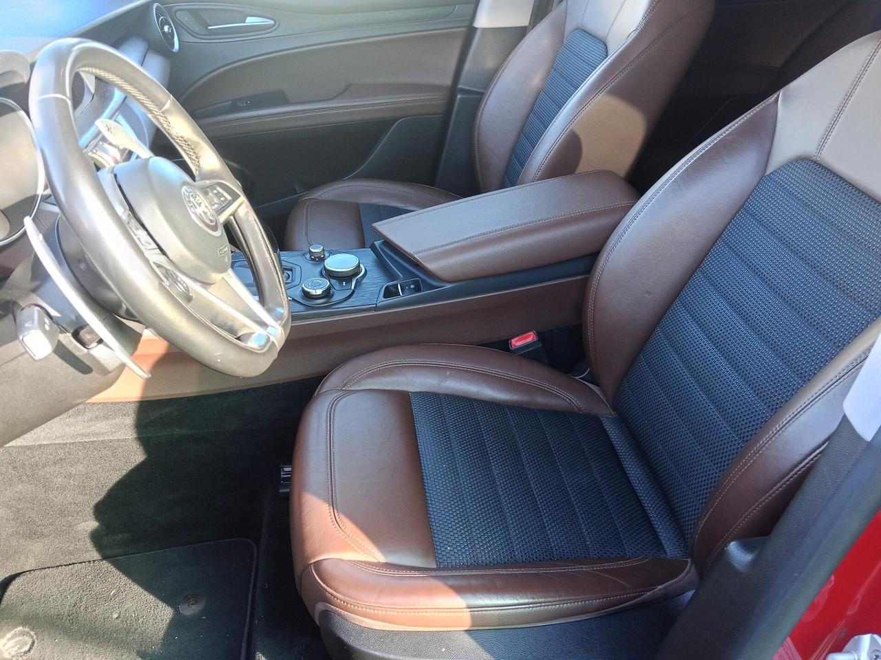 Alfa Romeo Stelvio 2.2 Turbodiesel 210 CV AT8 Q4 Executive
