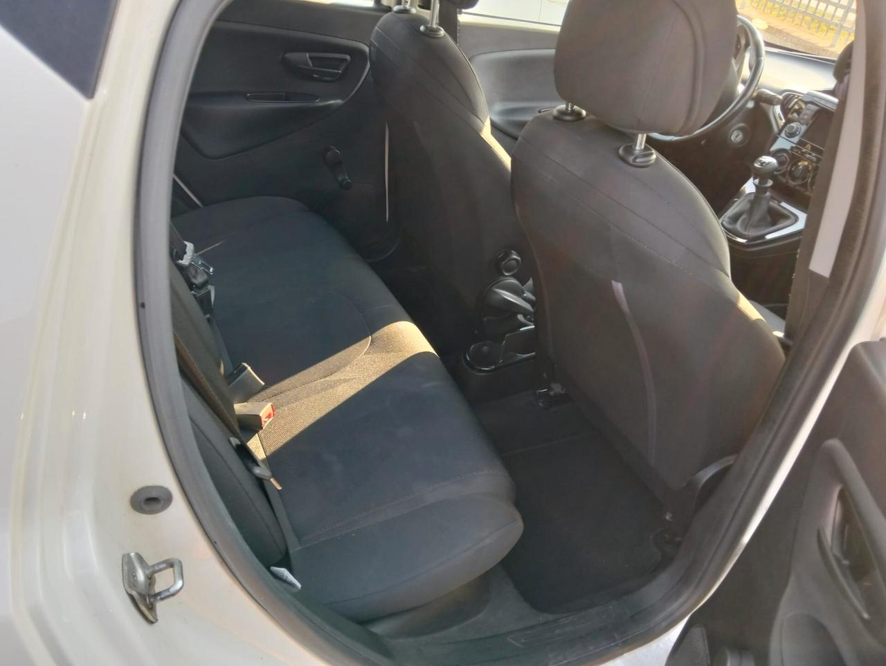 Lancia Ypsilon 1.2 69 CV 5 porte GPL Ecochic Gold