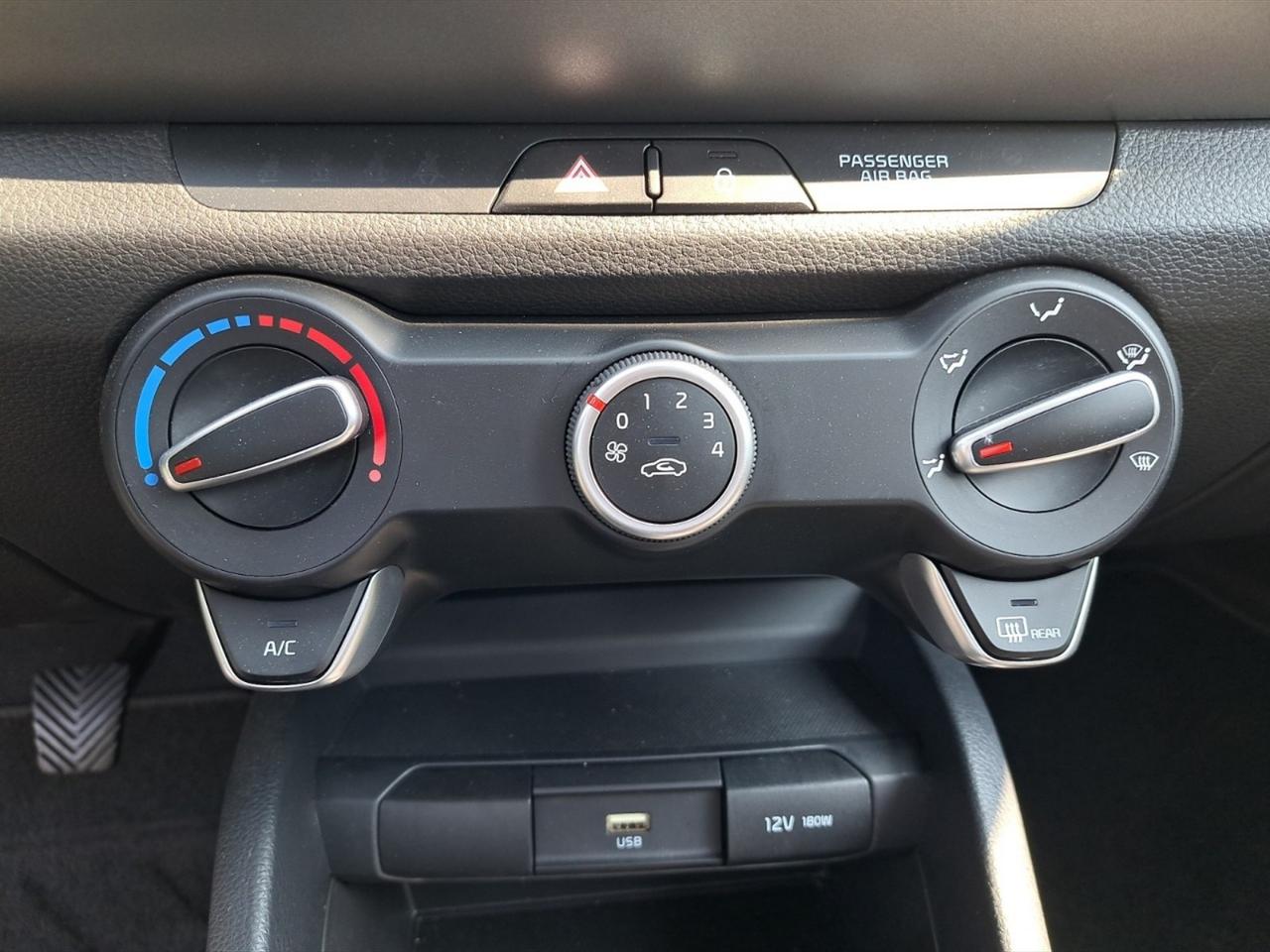 Kia Stonic 1.0 t-gdi mhev urban 100cv mt