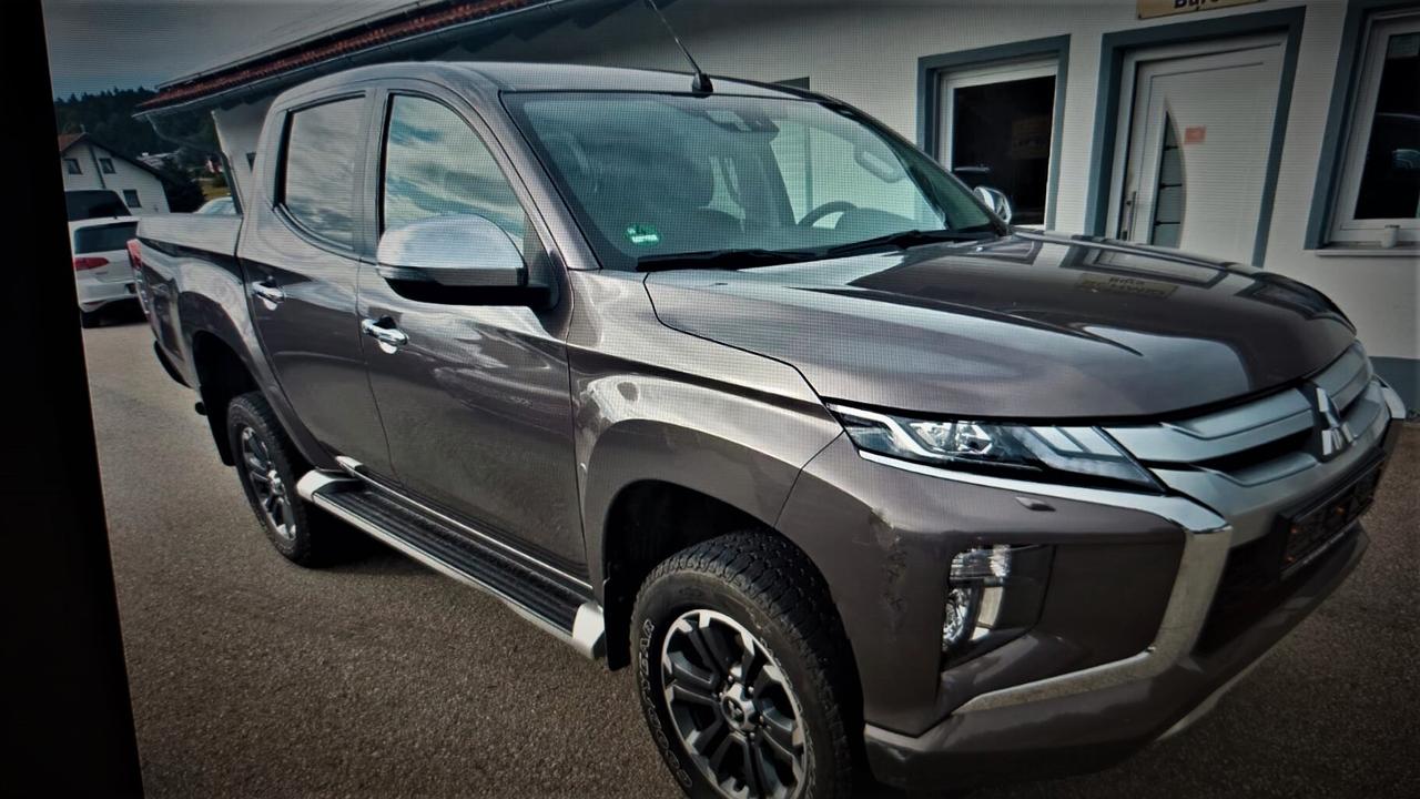 Mitsubishi L200 2.3 D Double Cab 4x4