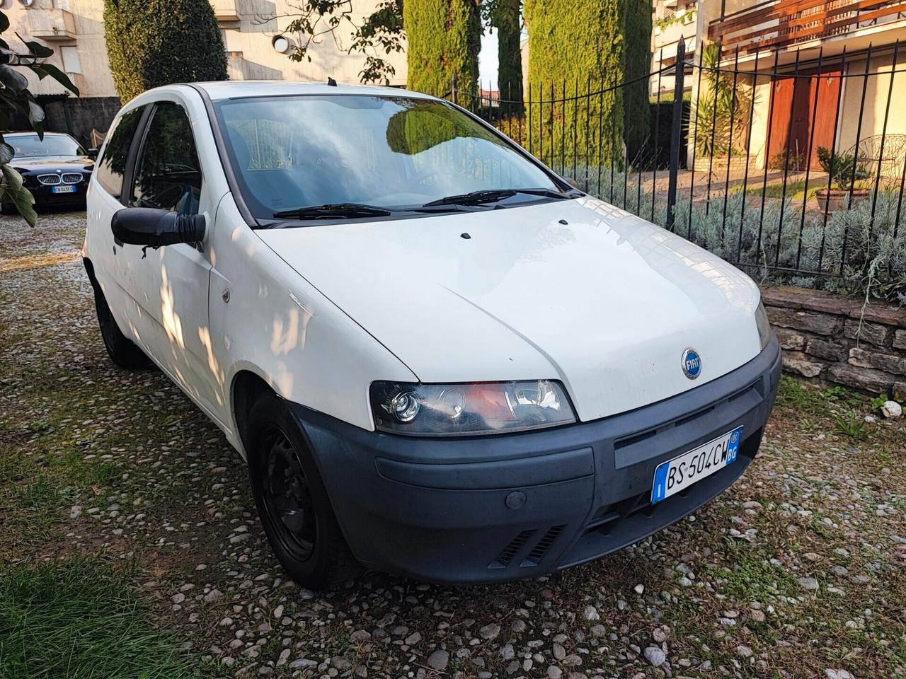 Fiat Punto 1.2i Benz cat 3 porte neopatentati