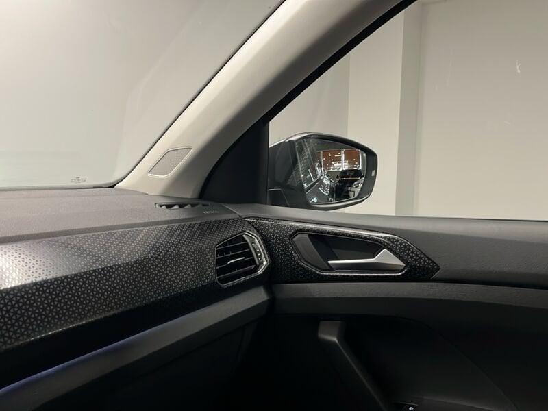 Volkswagen T-Cross Advanced 1.0 TSI 81 kW (110 CV) Manuale