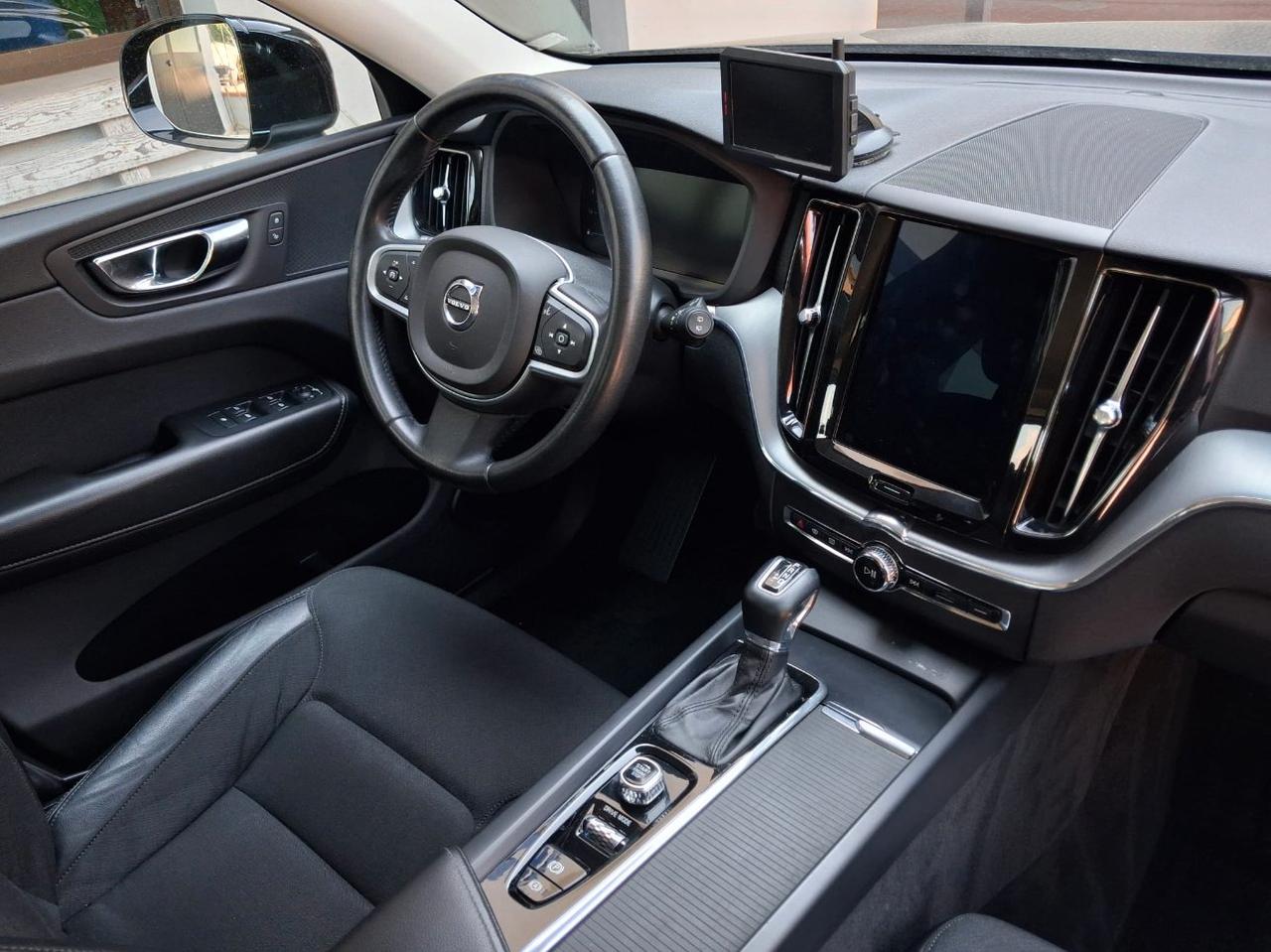 Volvo XC60 2.0 d4 Business awd geartronic my18 STYLING KIT