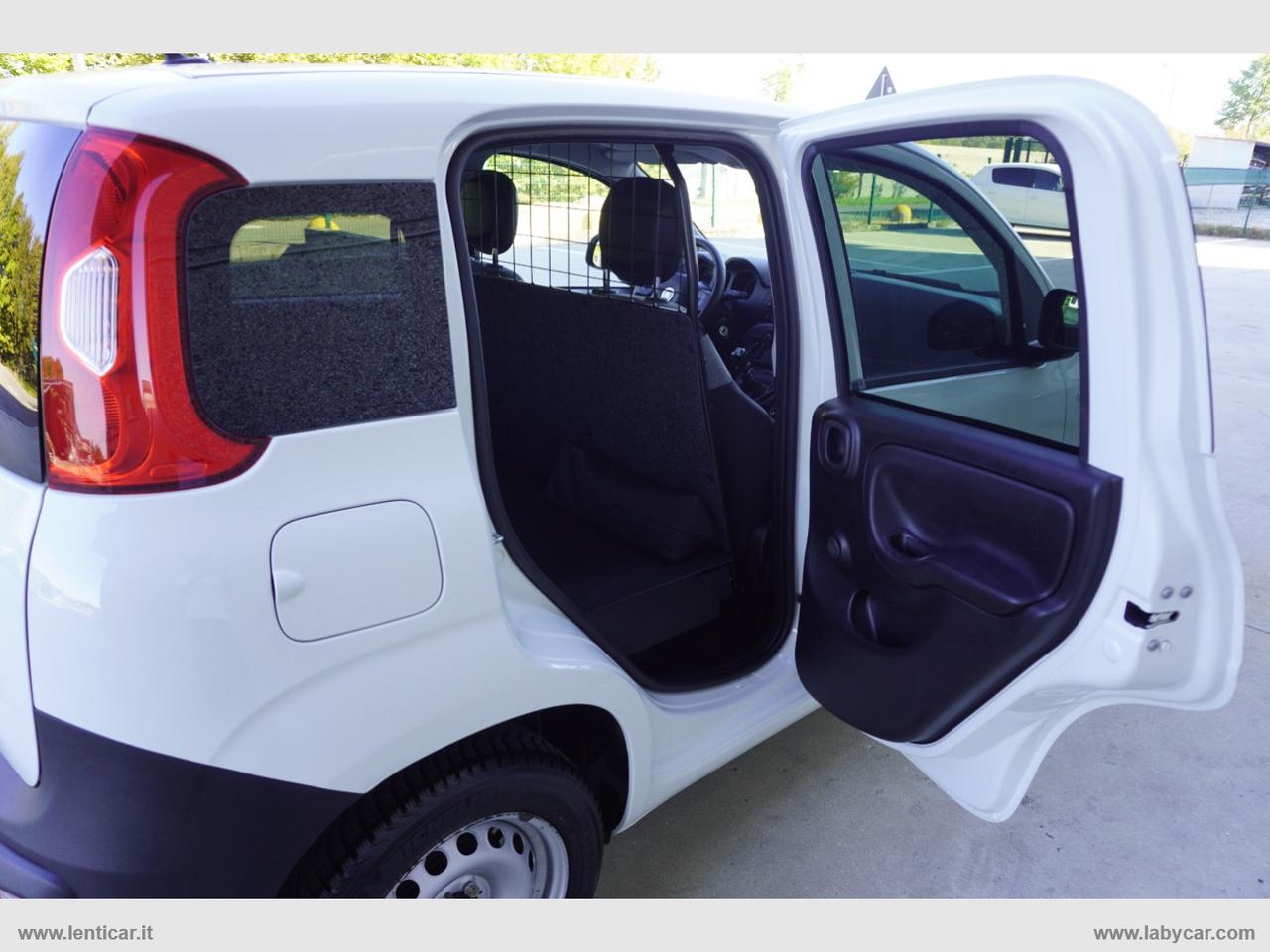 FIAT Panda 1.0 S&S Hybrid Van 2 posti solo Km 26.000