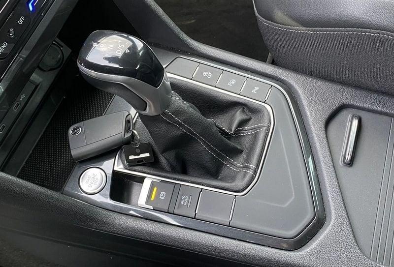 Volkswagen Tiguan R-LINE 2.0 TDI SCR 110 KW (150 CV) DSG