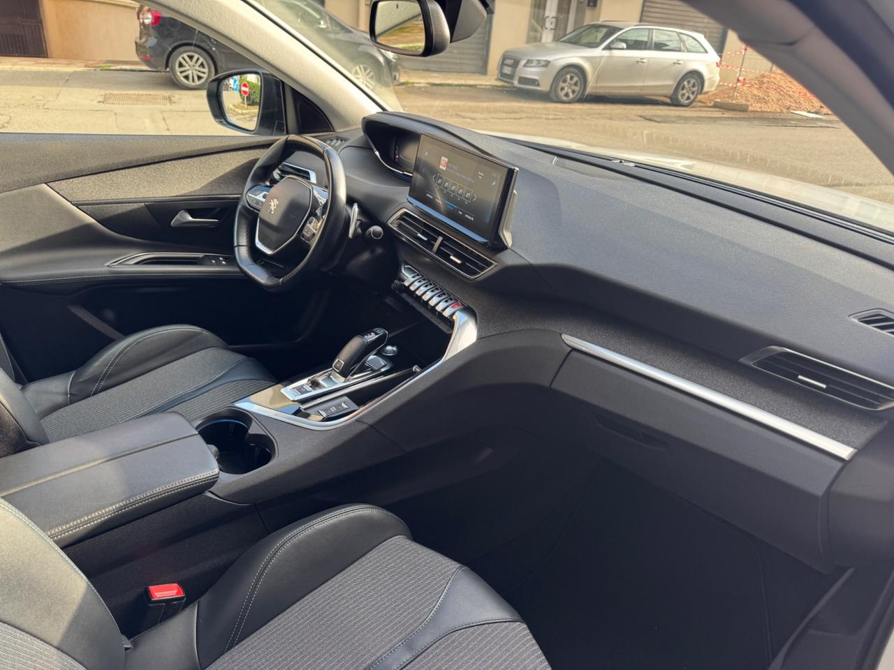 Peugeot 3008 BlueHDi 130 CV Allure Pack