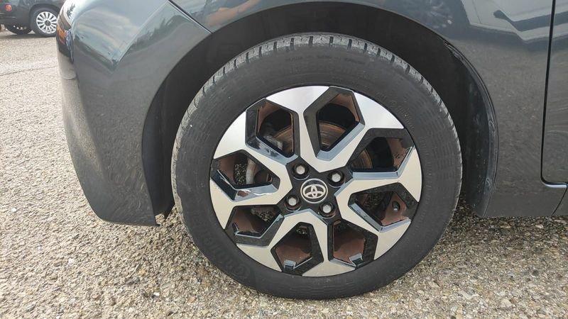 Toyota Aygo Aygo Connect 1.0 VVT-i 72 CV 5 porte x-wave