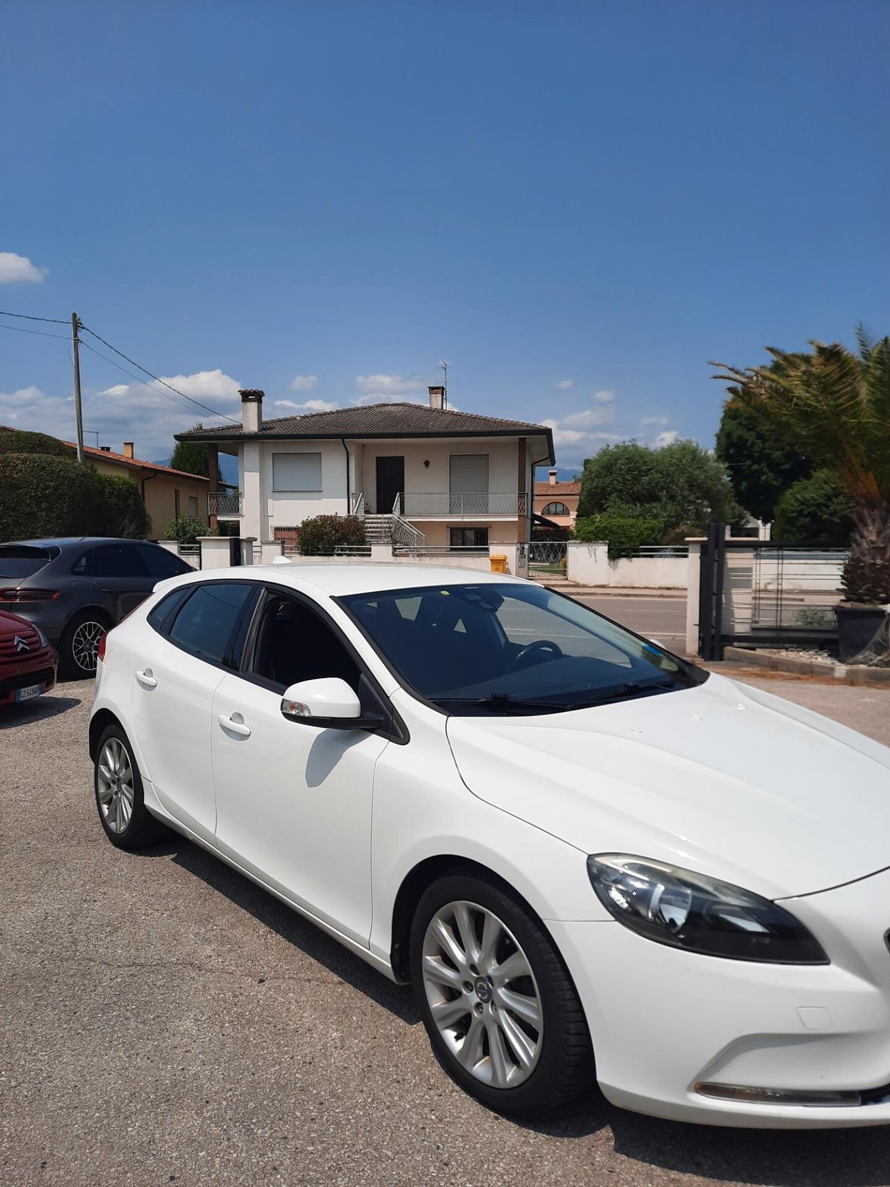 Volvo V40 D2 1.6 Momentum