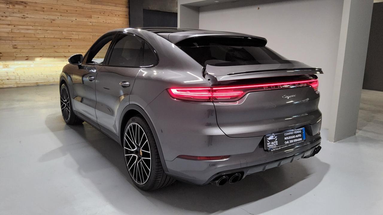 Porsche Cayenne Coupé 3.0 V6 E-Hybrid