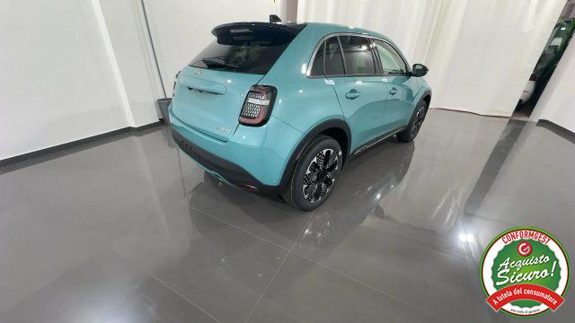 FIAT 600 Hybrid DCT MHEV La Prima