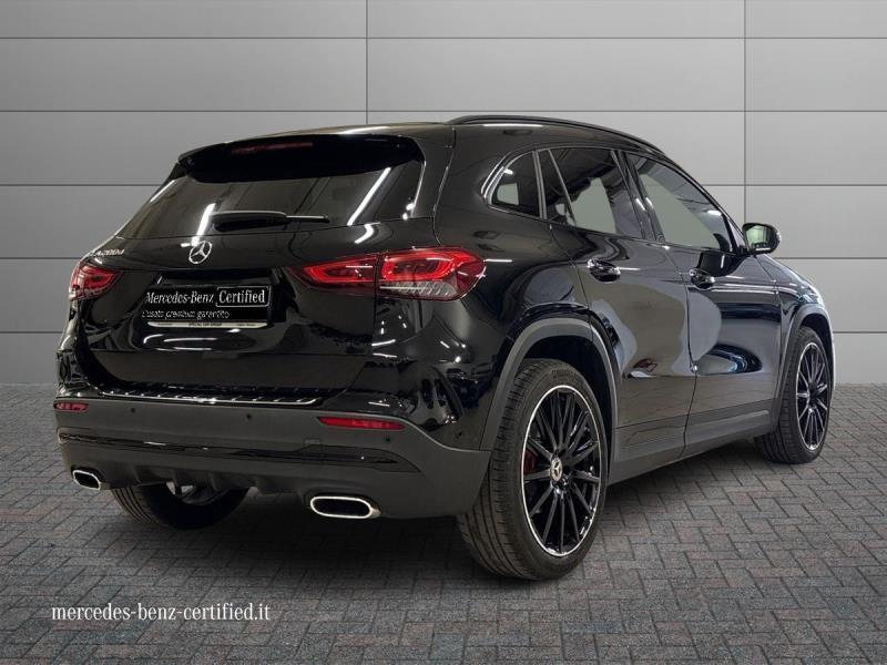 Mercedes GLA 200 200 D Premium 8G-DCT