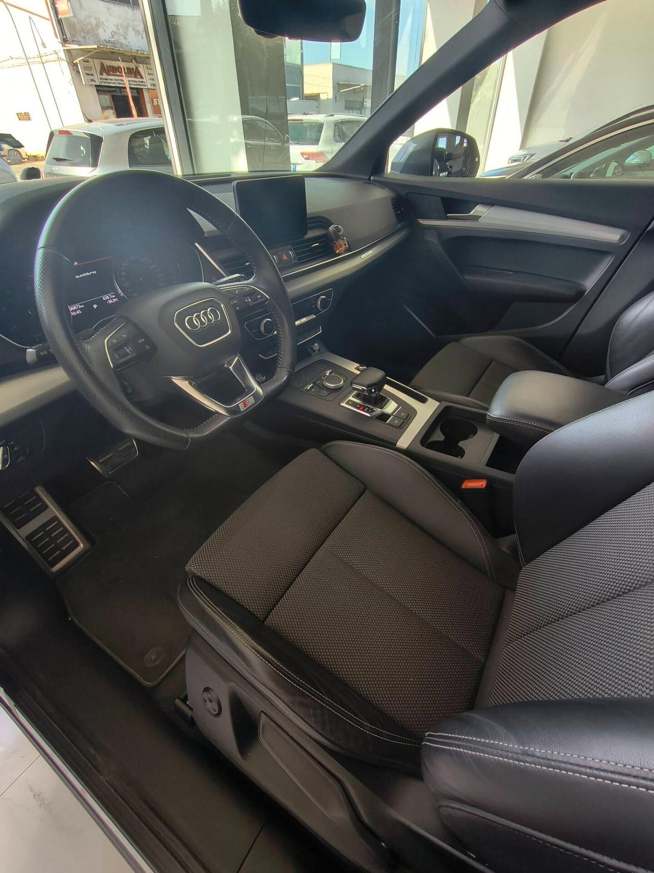 Audi Q5 40 TDI quattro S line plus
