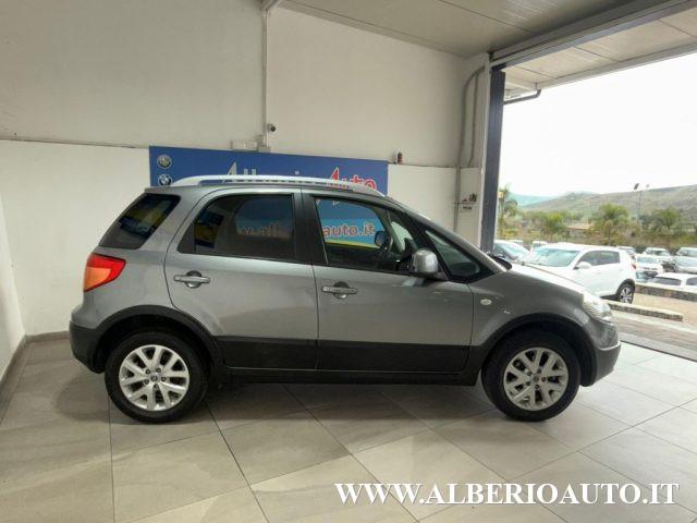 FIAT Sedici 2.0 MJT 16V DPF 4x4 Emotion