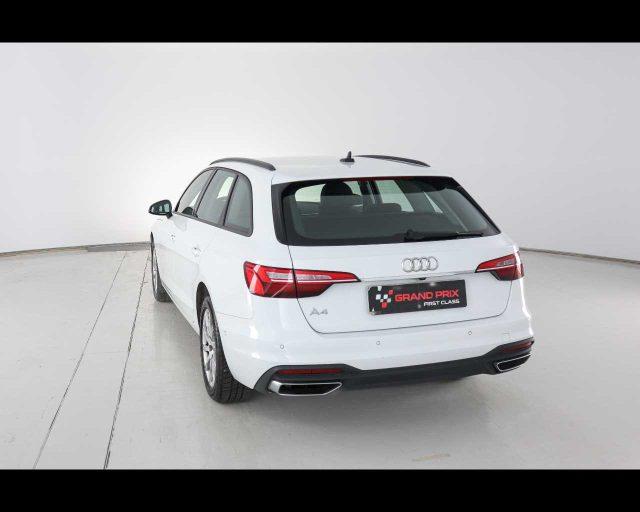 AUDI A4 Avant 40 TDI S tronic Business