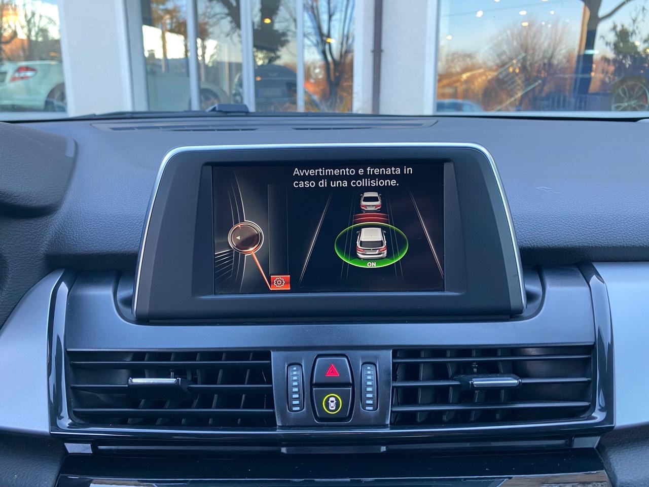 Bmw 2er Active Tourer 218d Advantage