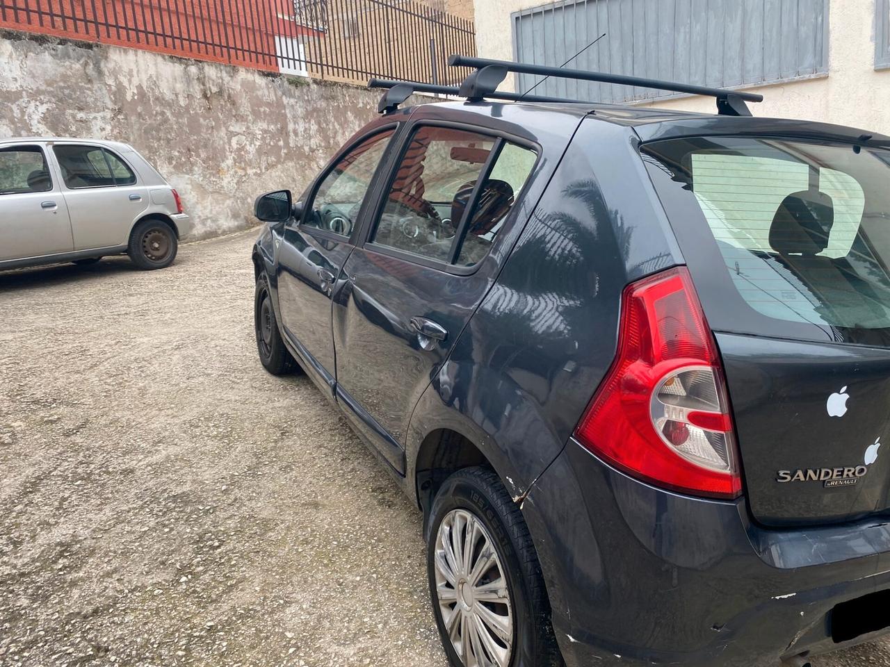 Dacia Sandero 1.4cc gpl (PRIVATO)-2009
