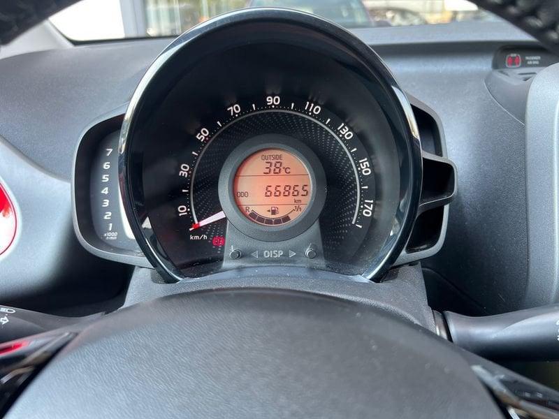 Toyota Aygo 5 Porte 1.0 VVT-i 72cv x-cool