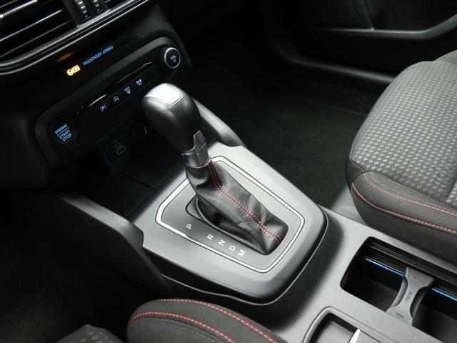 FORD Focus 1.0 EcoBoost Hybrid 155 CV Powershift SW ST-line