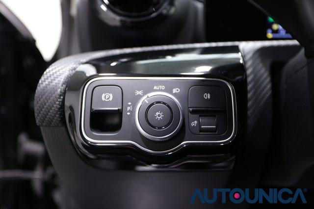 MERCEDES-BENZ A 180 D AUTOMATIC EXECUTIVE PACCHETTO NIGHT FARI LED