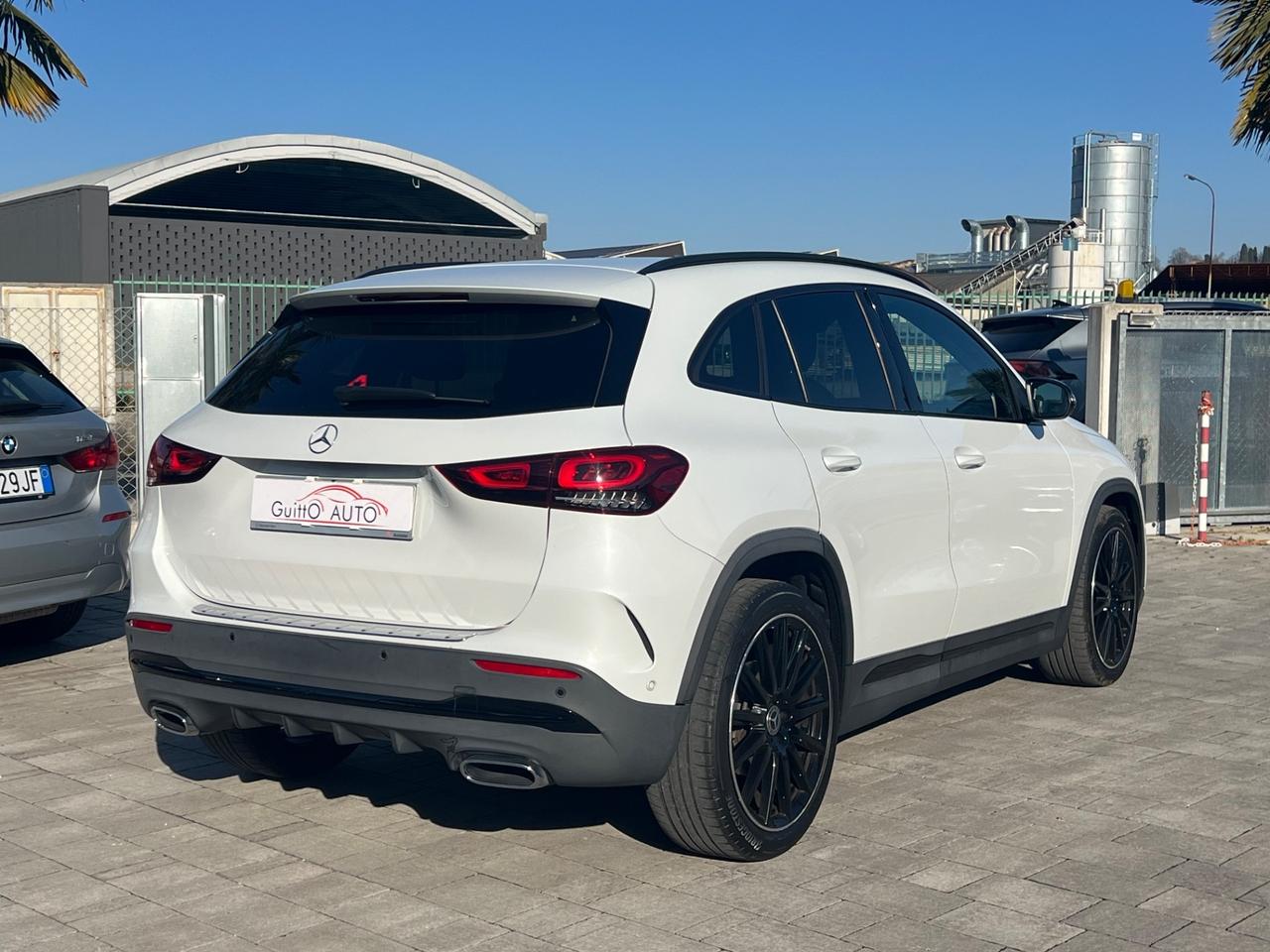 Mercedes-benz GLA 180 d Premium FINANZIABILE