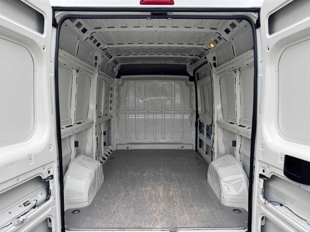 Peugeot Boxer 2.2 HDI 140CV 33 MH2 TETTO E PASSO MEDIO