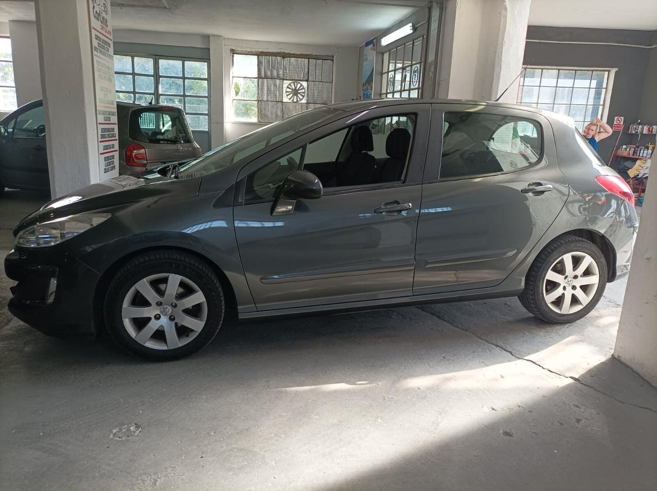 Peugeot 308 1.6 HDi 90CV 5solo 146000km Distr Nuova